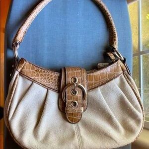 Nine West purse small/medium in size.